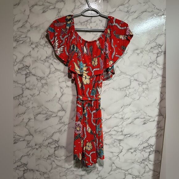 Veronica M Off the Shoulder
Stretch Floral Romper Size S - Picture 6 of 7